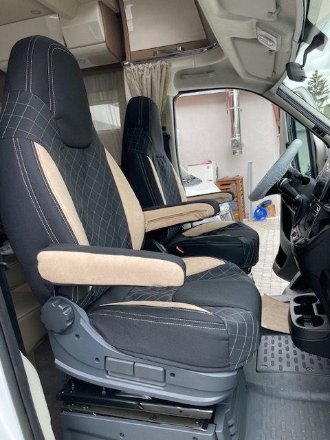 Autopotahy CAMPER- obytné auto, 2 místa, LUXURY černo béžové