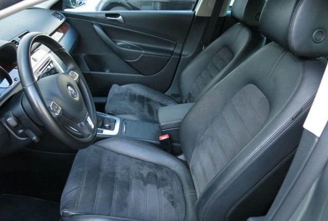 Autopotahy Volkswagen Passat B7, KOMBI, od r. 2011, AUTHENTIC DOBLO, Matrix černý