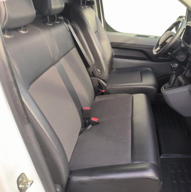 Autopotahy OPEL VIVARO III (C), 3 místa, od r. 2019, černé